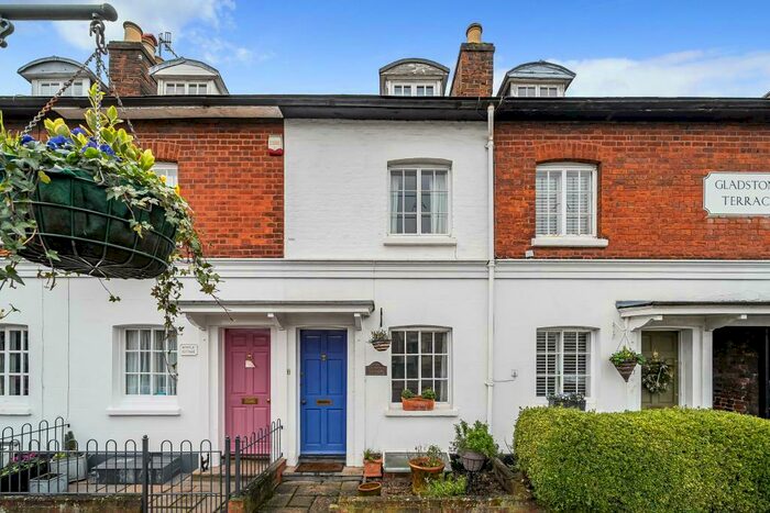 3 Bedroom Terraced House To Rent In Reading Road, Henley On Thames, RG9