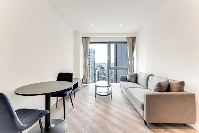 Apartment To Rent In The Aspen, Marsh Wall, London, E14