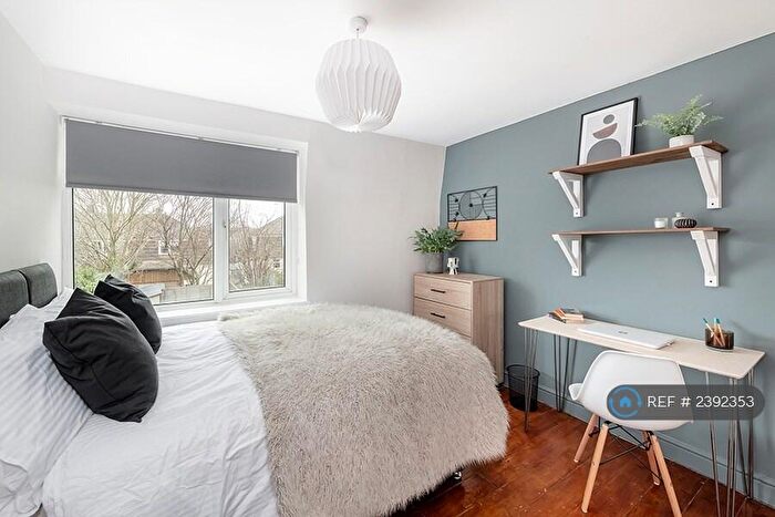 3 Bedroom Terraced House To Rent In Queens Drive, Bath, BA2