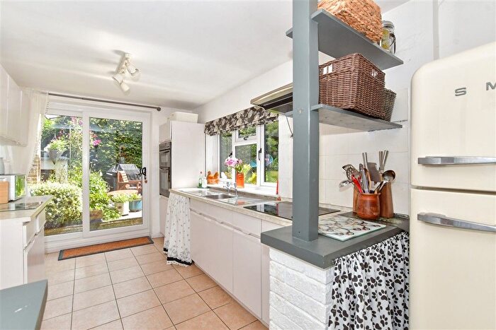 3 Bedroom Semi-detached House For Sale In Old Loose Hill, Loose, Maidstone, Kent, ME15