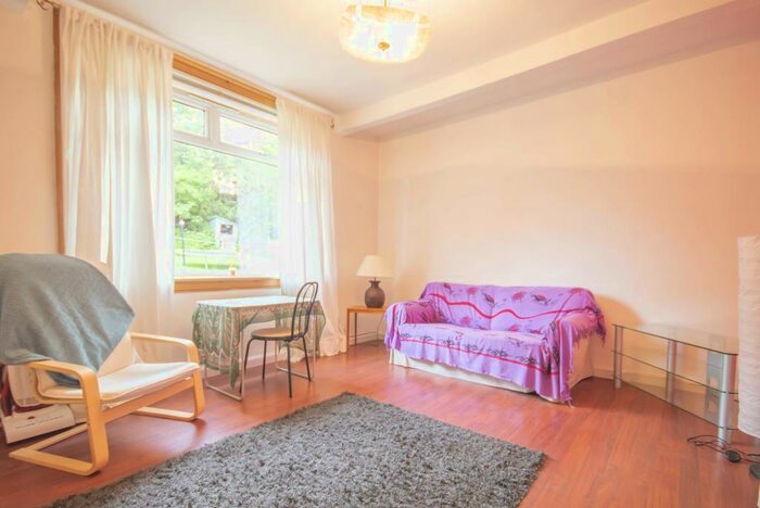 2 Bedroom Flat To Rent In Northfield Broadway Edinburgh United Kingdom, EH8