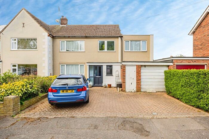 4 Bedroom Semi Detached House For Sale In Kettering Road North, Northampton, NN3