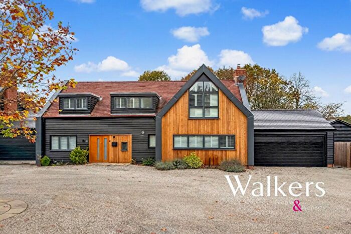 4 Bedroom Detached House For Sale In Roman Road, Shenfield, CM15