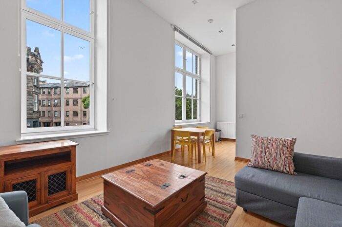 3 Bedroom Flat To Rent In Queen Charlotte Street, Leith, Edinburgh, EH6