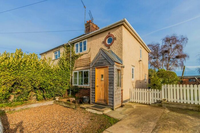 3 Bedroom Semi-Detached House For Sale In Horsey Road, West Somerton, NR29