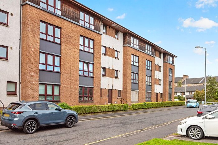 2 Bedroom Flat For Sale In Saucel Crescent, Paisley, PA1