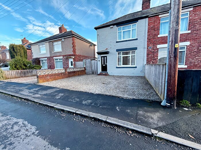 3 Bedroom Semi-Detached House For Sale In Lilac Crescent, NE16