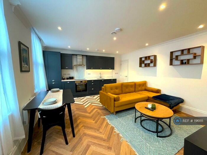 1 Bedroom Flat To Rent In Great Hampton Street, Birmingham, B18