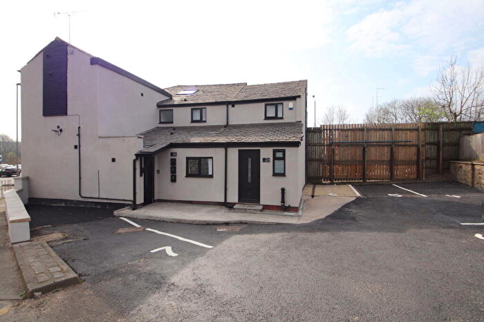 1 Bedroom Apartment To Rent In Wash Lane, Bury, Greater Manchester, BL9
