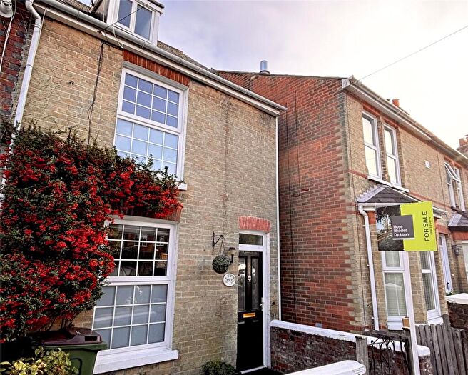 3 Bedroom End Of Terrace House For Sale In Park Road, Cowes, Isle Of Wight, PO31