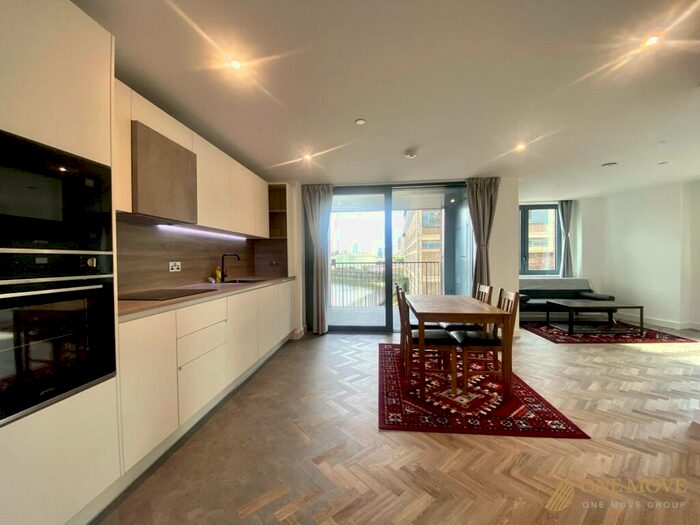 2 Bedroom Flat To Rent In Makers Yard, Skyline Apartments, E3