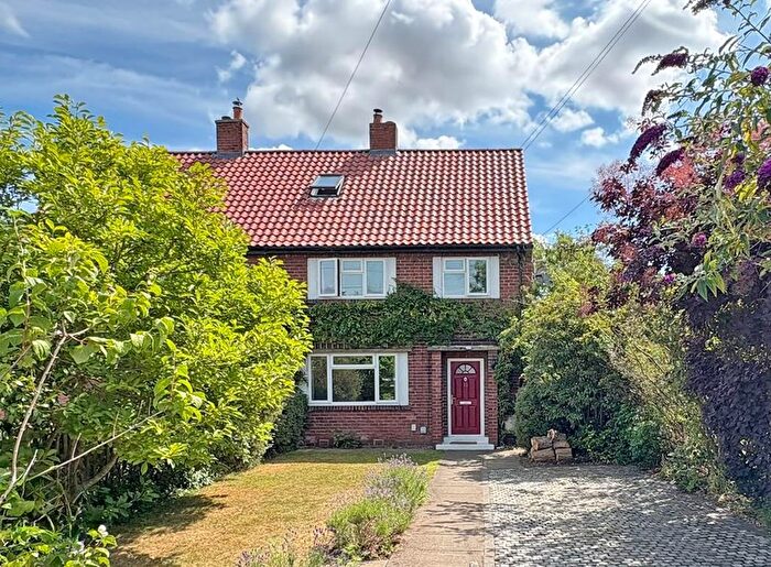 4 Bedroom Property For Sale In Ralph Garth, Tockwith, York, YO26