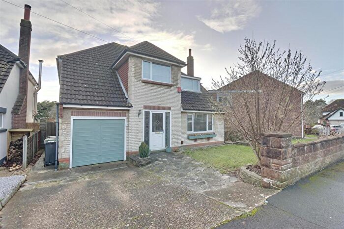 4 Bedroom Detached House For Sale In St. Matthews Road, Portsmouth, PO6