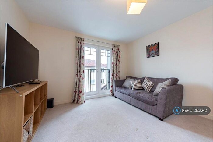 1 Bedroom Flat To Rent In Nursery View House, Morden, SM4