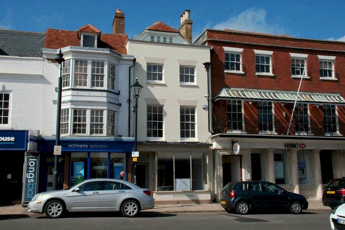 2 Bedroom Apartment To Rent In High Street, Lymington, Hampshire, SO41
