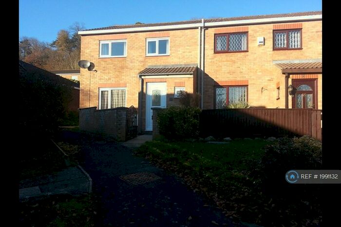 3 Bedroom Semi-Detached House To Rent In Bristol, Bristol, BS9