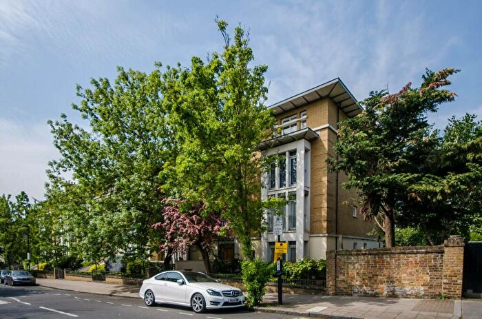 2 Bedroom Flat To Rent In Marlborough Hill, St John's Wood, London, NW8