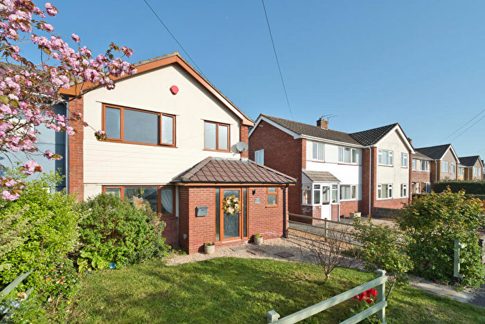 3 Bedroom Semi-Detached House For Sale In Locking Road, BS22