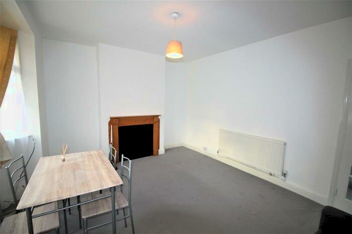 1 Bedroom Flat To Rent In Colindeep Lane, London, NW9