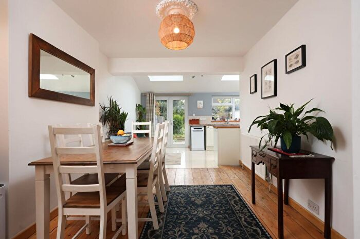 3 Bedroom Semi Detached House For Sale In Rodbourne Road, Bristol, BS10
