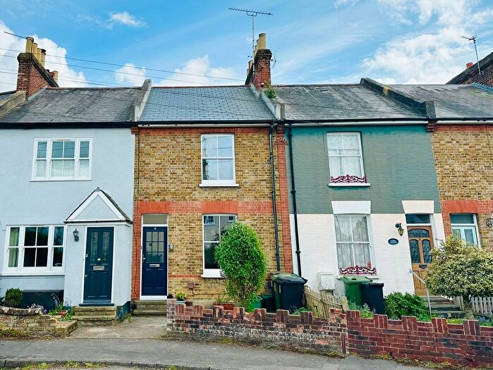 3 Bedroom Terraced House For Sale In Wyeths Road, Epsom, KT17