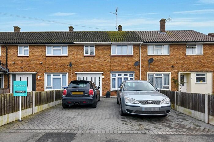 3 Bedroom Terraced House For Sale In Blyth Avenue, Shoeburyness, Essex, SS3