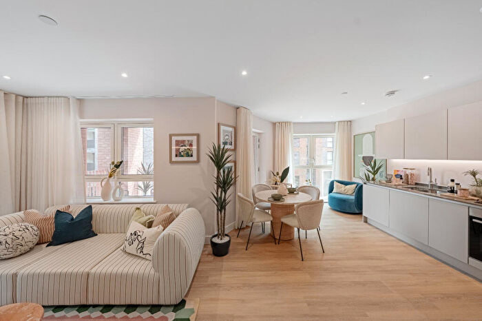1 Bedroom Apartment For Sale In Abbey Road, Camden, NW6