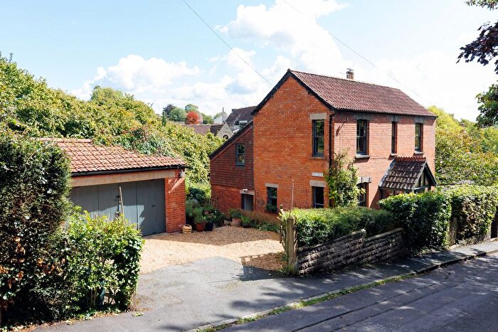 3 Bedroom Detached House To Rent In Shop Lane, Pilton, BA4