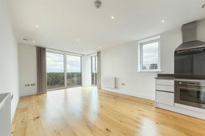 1 Bedroom Flat To Rent In Thanet Tower, Caxton Street North, London, E16