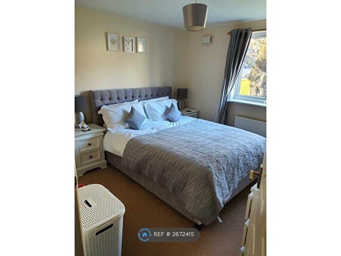 2 Bedroom Flat To Rent In Whitworth House, Newport, NP20
