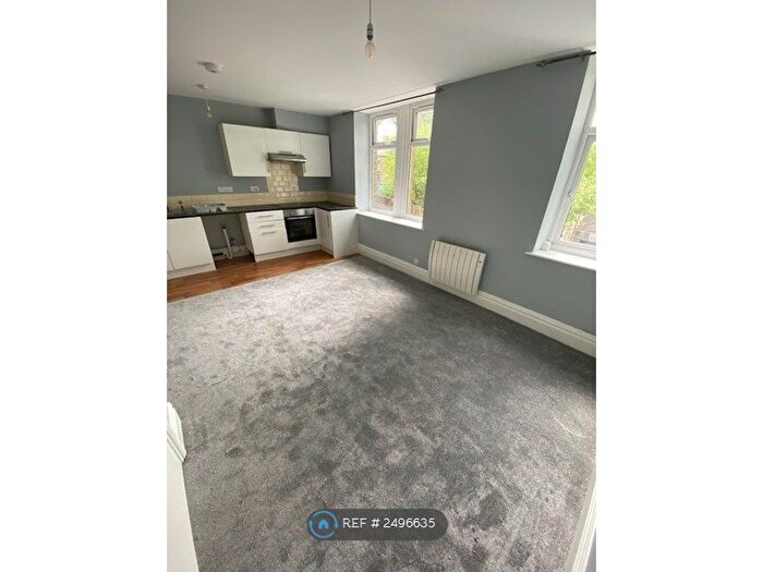 1 Bedroom Flat To Rent In New Market Street, Buxton, SK17