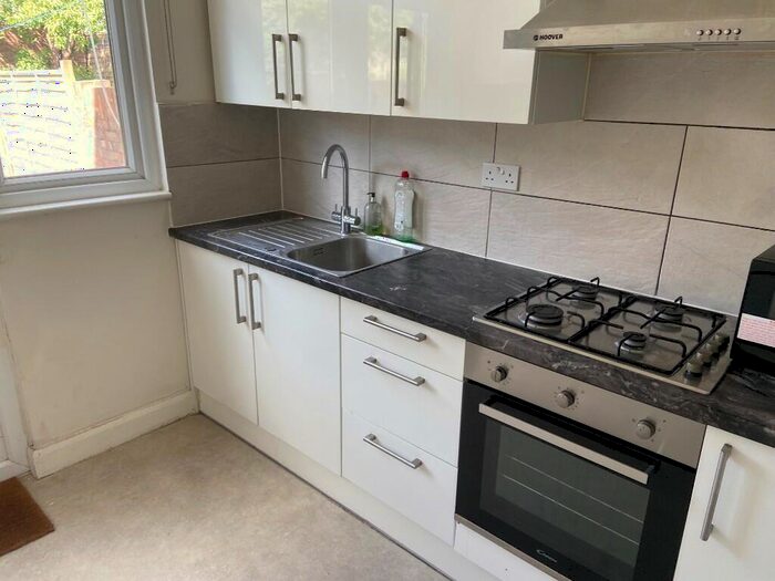 4 Bedroom Terraced House To Rent In Springfield Road, London, N15