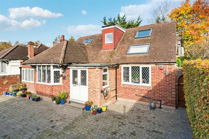 3 Bedroom Detached House For Sale In Upper Road, Higher Denham, UB9