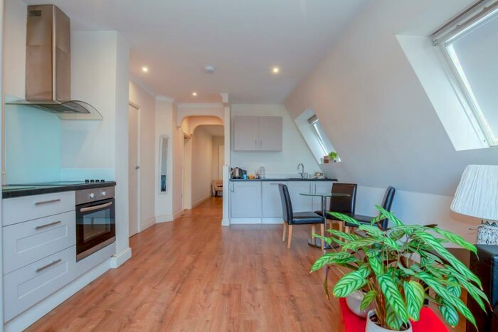 1 Bedroom Apartment To Rent In South Bar Street, Banbury, OX16