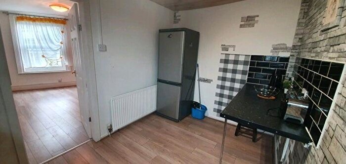 1 Bedroom Flat To Rent In Wellington Road South, Stockport, SK2