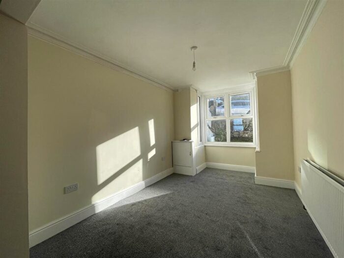2 Bedroom House For Sale In Llysfaen Road, Old Colwyn, LL29