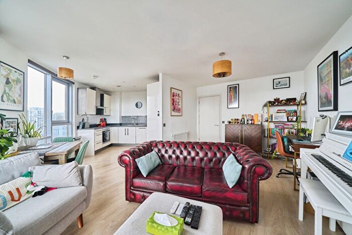 2 Bedroom Flat For Sale In Rick Roberts Way, London, London, E15