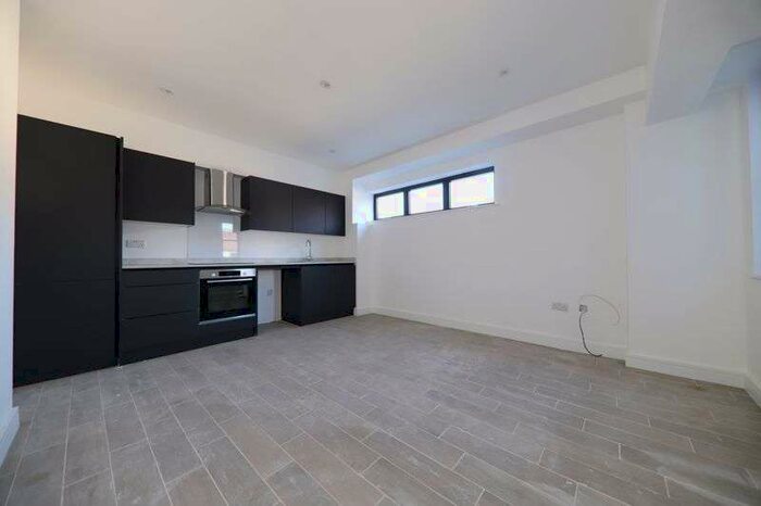 1 Bedroom Property To Rent In Church Street, Rickmansworth, WD3