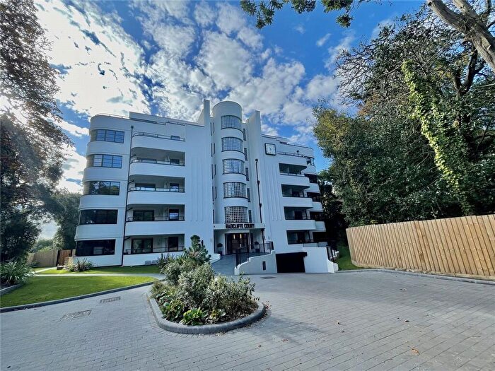 2 Bedroom Apartment To Rent In Manor Road, Bournemouth, Dorset, BH1