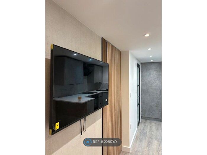 1 Bedroom Maisonette To Rent In Kensington Road, Liverpool, L7