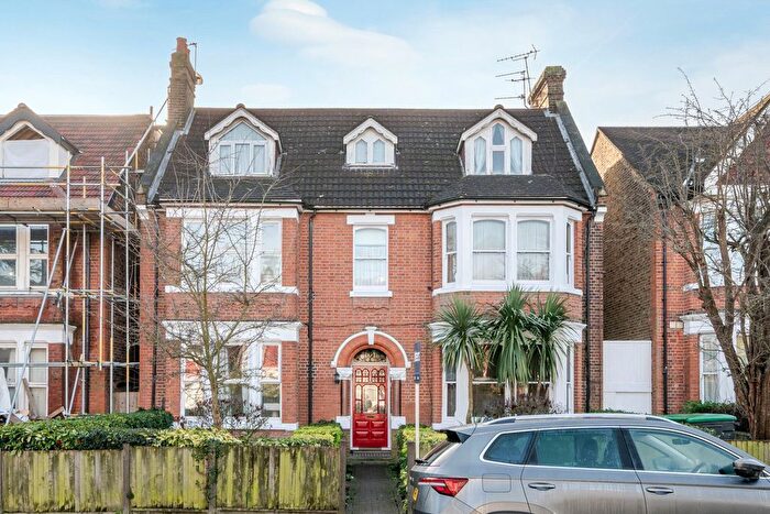 2 Bedroom Flat To Rent In Creffield Road, London, W5