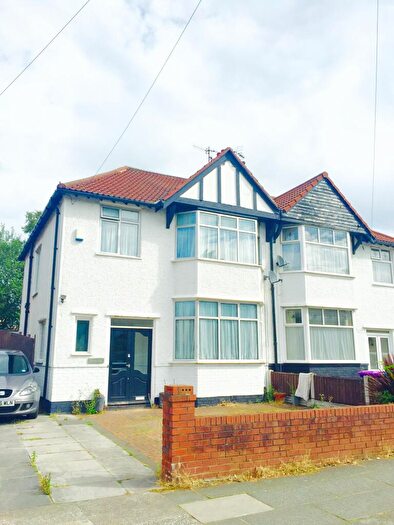 3 Bedroom House To Rent In Holmfield Road, L19