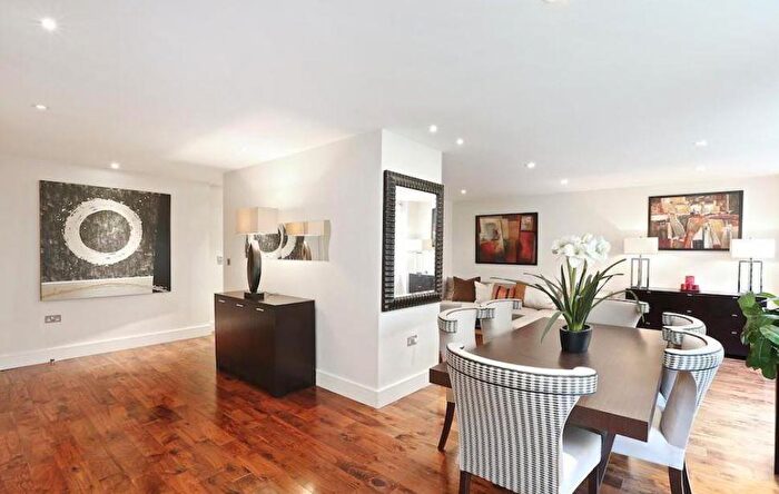 3 Bedroom Apartment To Rent In Clifton Hill, St Johns Wood, NW8