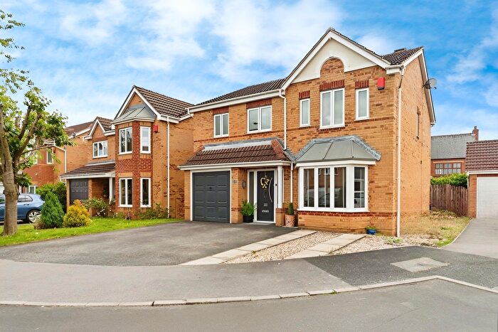 4 Bedroom Detached House For Sale In Rosedale Court, Wakefield, WF3