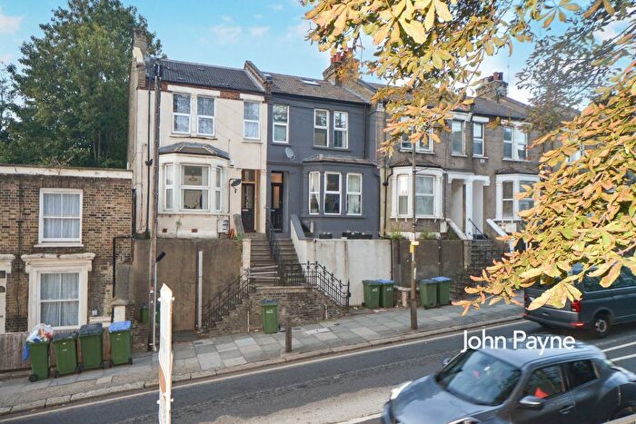 1 Bedroom Town House To Rent In Plumstead Common Road, London, SE18