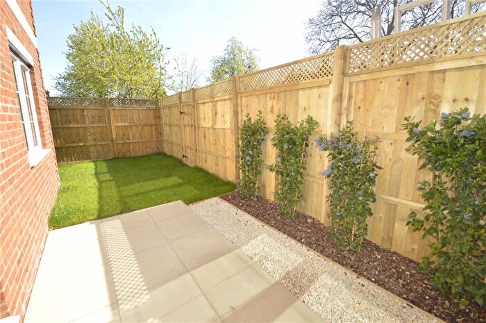 2 Bedroom Apartment To Rent In Maiden Vale, Craufurd Rise, Maidenhead, Berkshire, SL6