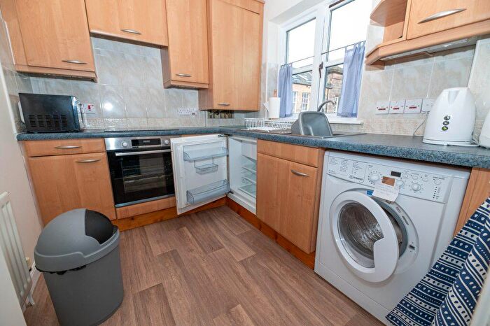 1 Bedroom Flat To Rent In L – South Gray Street, Edinburgh, EH9