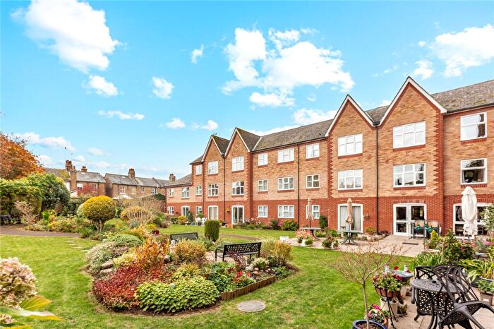 1 Bedroom Apartment For Sale In Godfreys Mews, Chelmsford, Essex, CM2