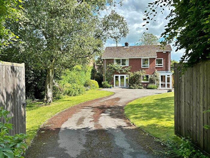 4 Bedroom Detached House For Sale In Lockeridge, Marlborough, Wiltshire, SN8