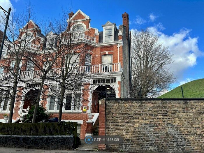 Studio To Rent In Hornsey Lane, London, N6